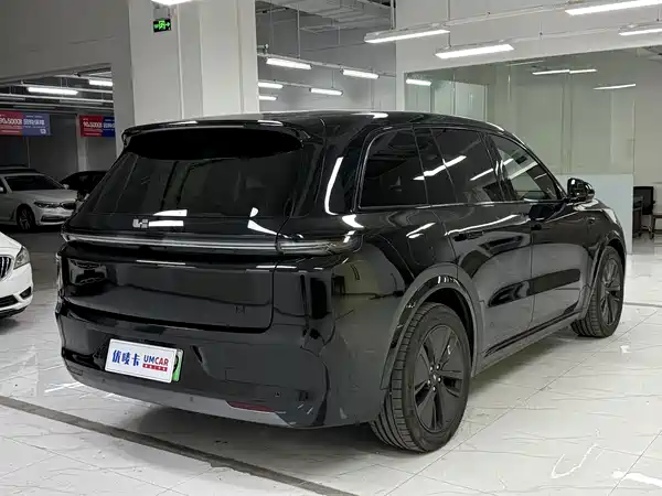 Li Auto L8 2024