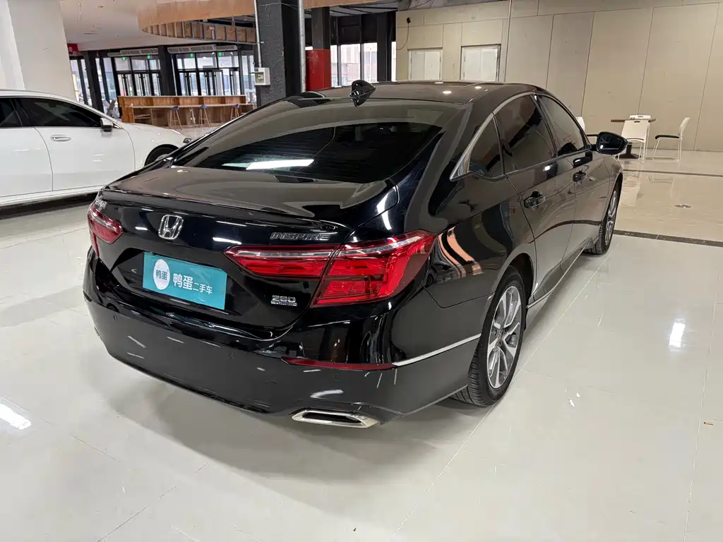Honda Inspire 2020 — фото 5