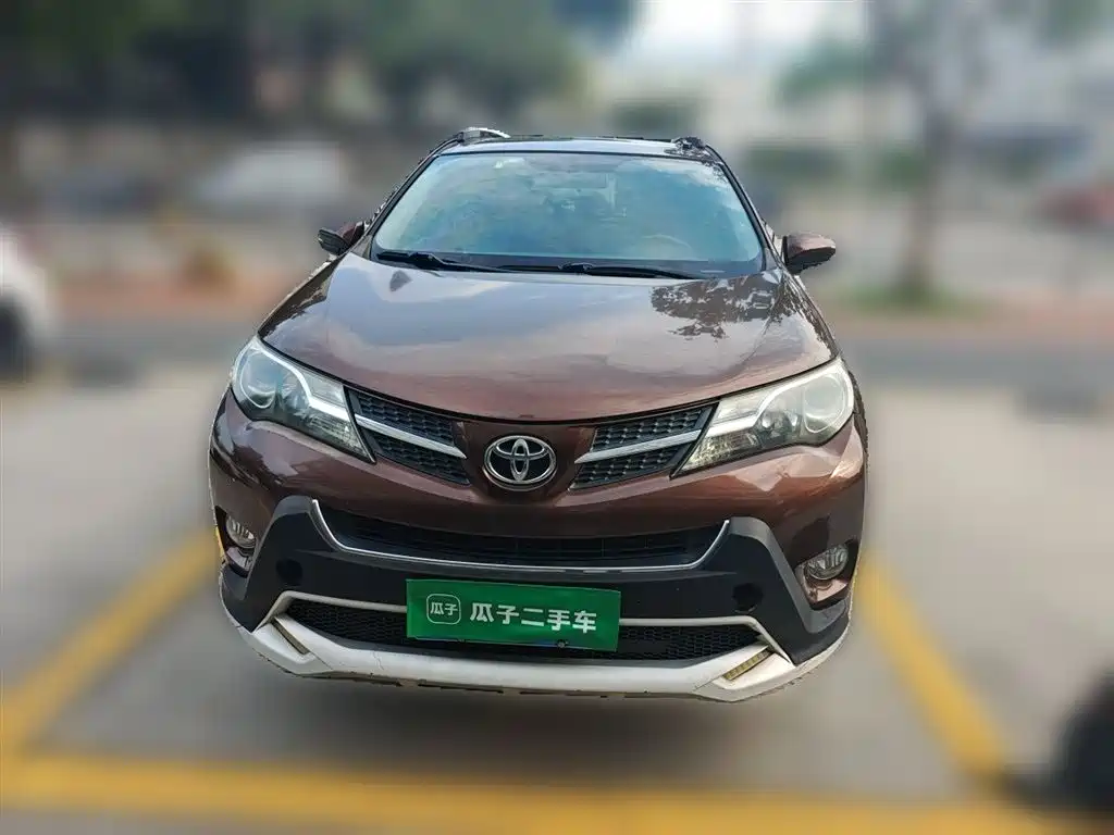 Toyota RAV4 2015 — фото 24
