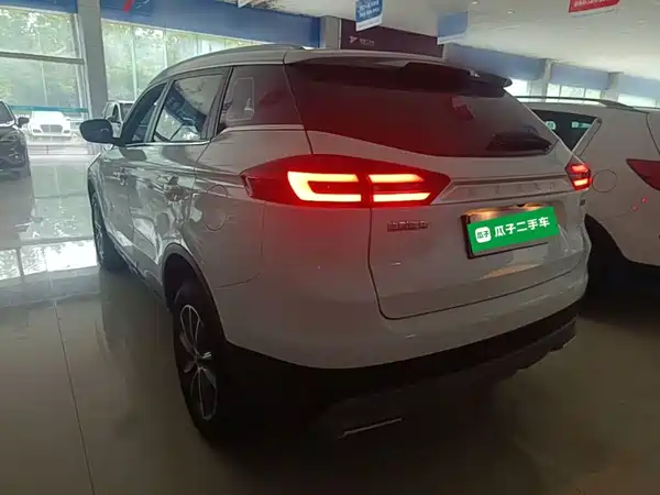Geely Boyue 2021