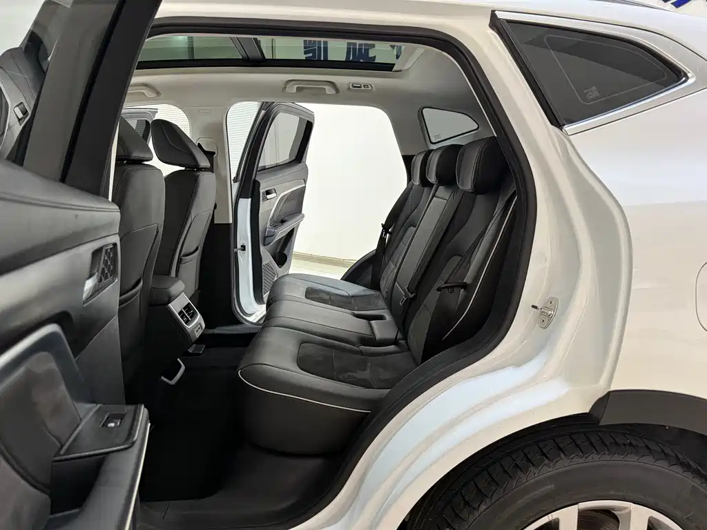 Haval H6 2022 — фото 10