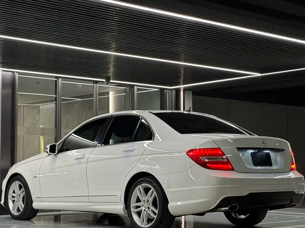 Mercedes-Benz C-Class 2014 — фото 14
