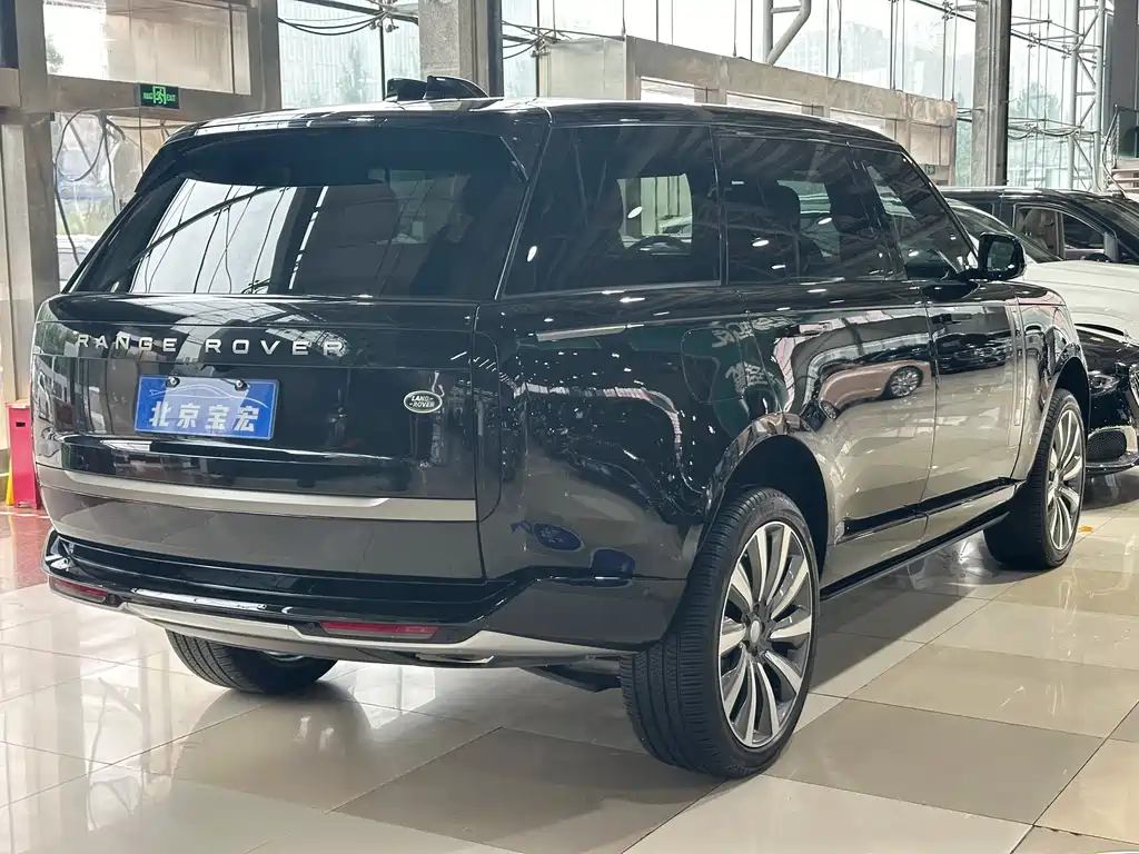 Land Rover Range Rover 2025 — фото 6