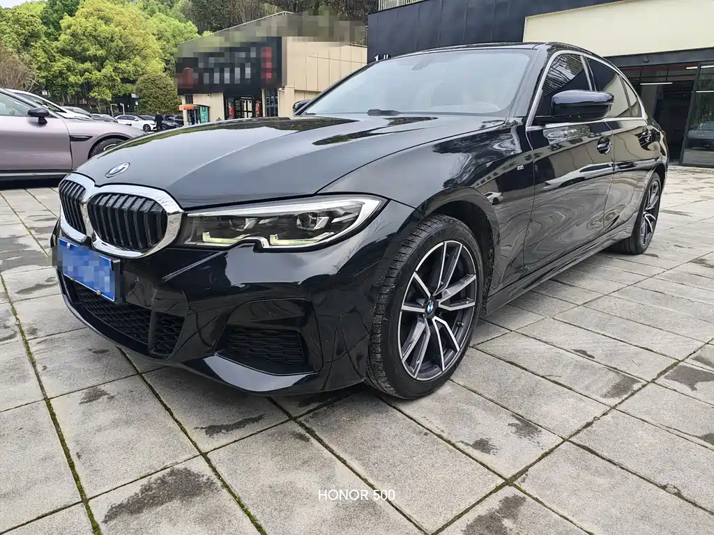 BMW 3 Series 2022 — фото 1