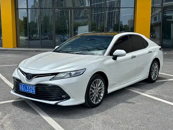 Toyota Camry 2019