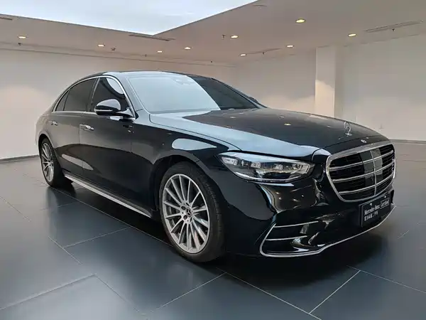 Mercedes-Benz S-Class 2024