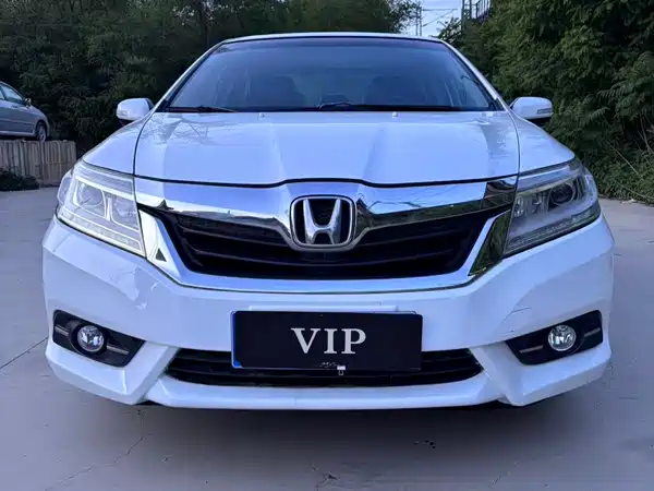 Honda Crider 2015