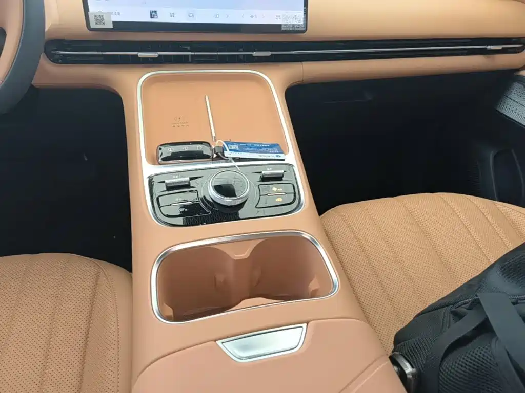 Geely Galaxy Starship 7 2025 — фото 14