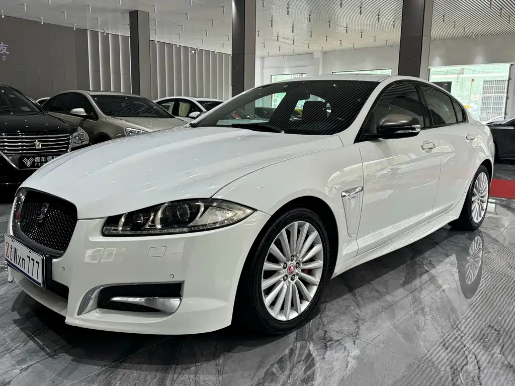 Jaguar XF 2015 — фото 2
