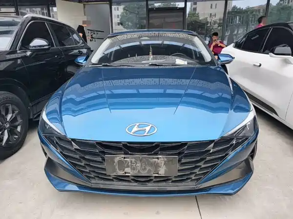 Hyundai Elantra 2021