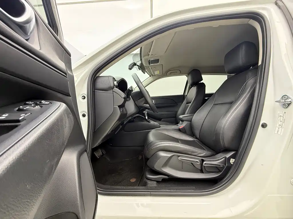 Honda Vezel 2023 — фото 13