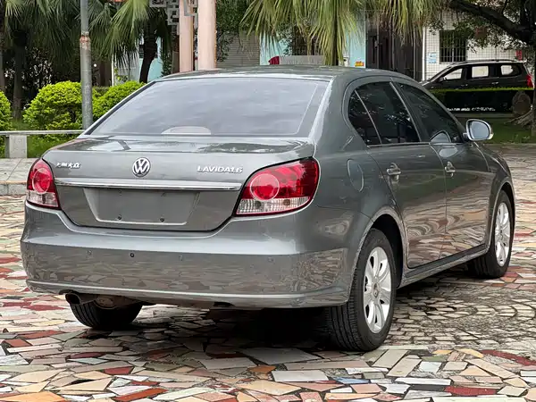 Volkswagen Lavida 2011