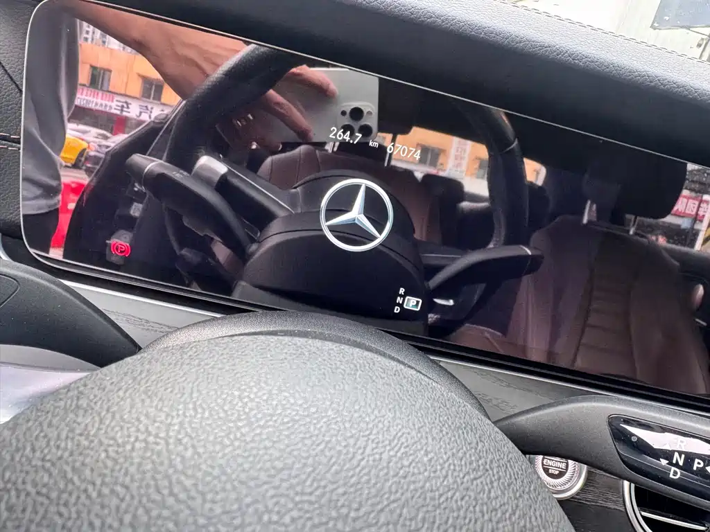 Mercedes-Benz E-Class 2023 — фото 10