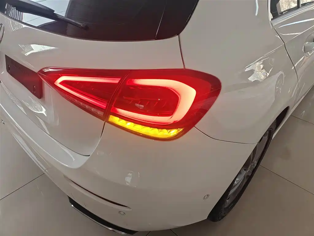 Mercedes-Benz A-Class 2019 — фото 24