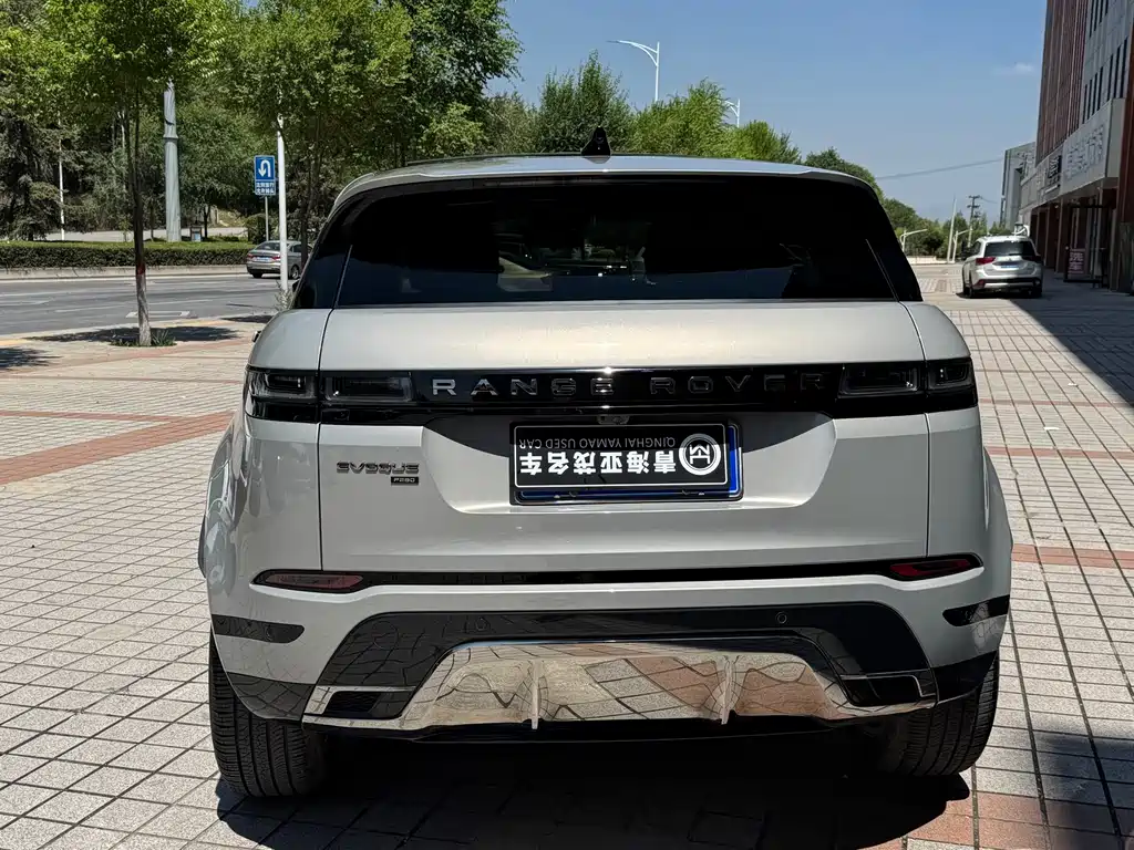 Land Rover Range Rover Evoque 2023 — фото 12