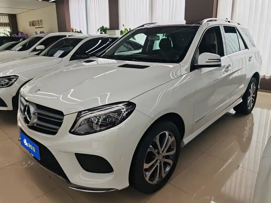 Mercedes-Benz GLE 2016 — фото 1