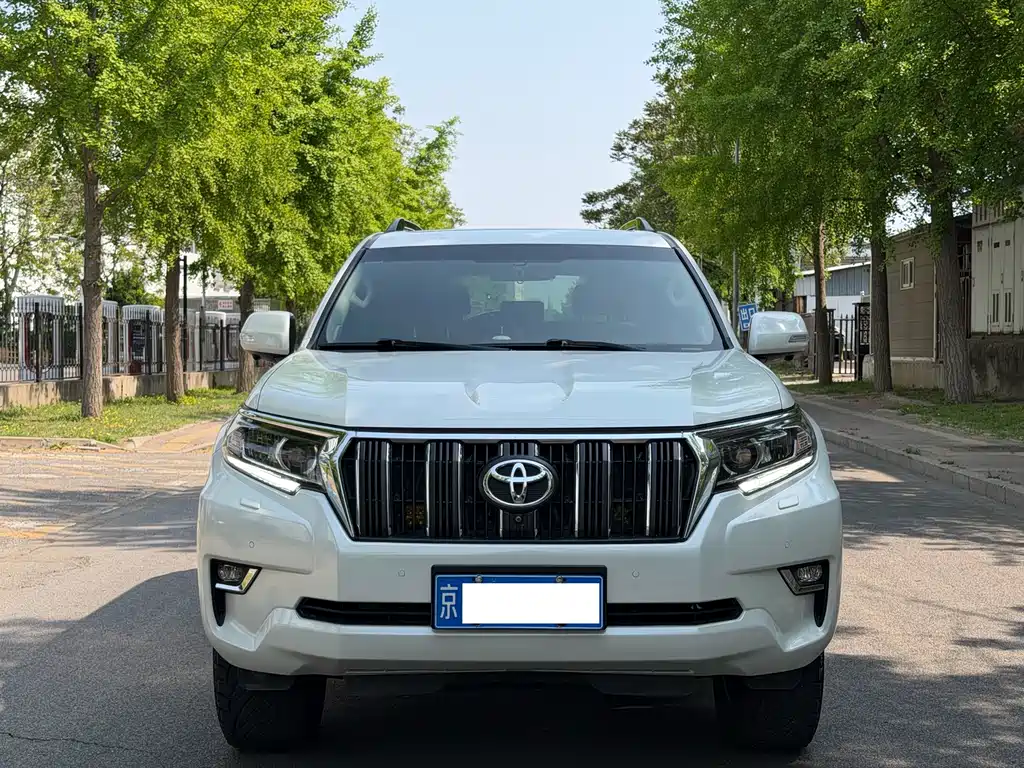 Toyota Prado 2018 — фото 3
