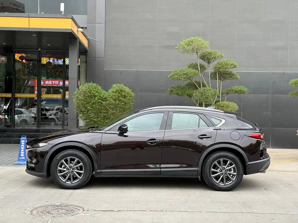 Mazda CX-4 2020