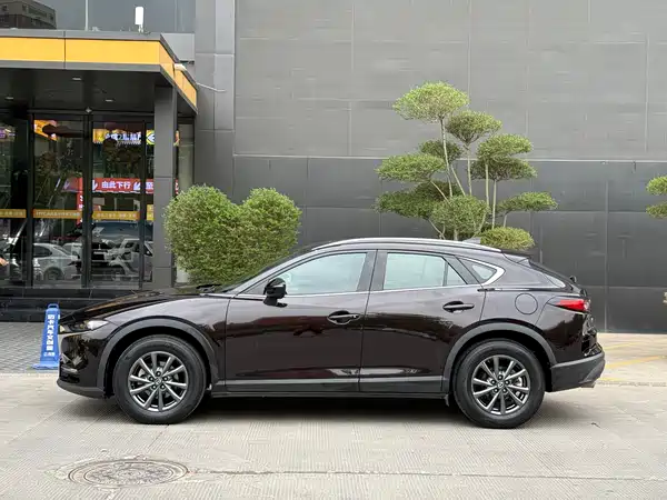Mazda CX-4 2020
