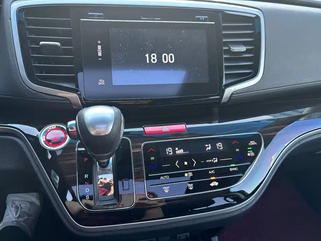 Honda Odyssey 2019 — фото 13