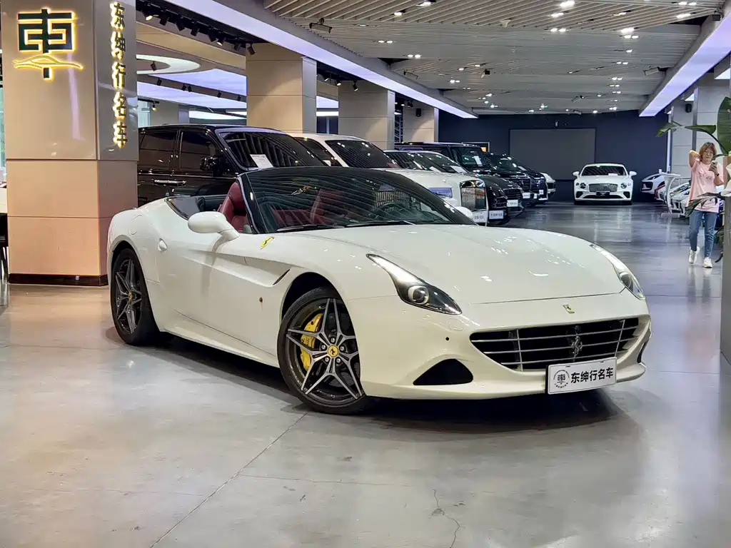 Ferrari California T 2015 — фото 3