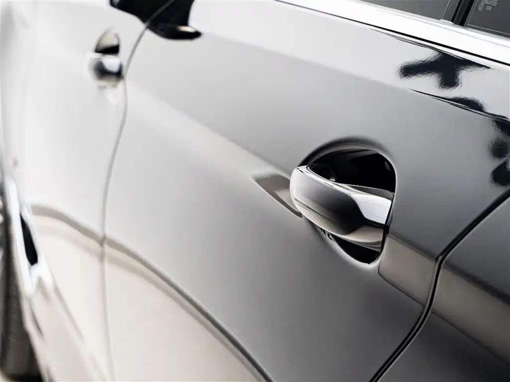 BMW 5 Series 2023 — фото 18