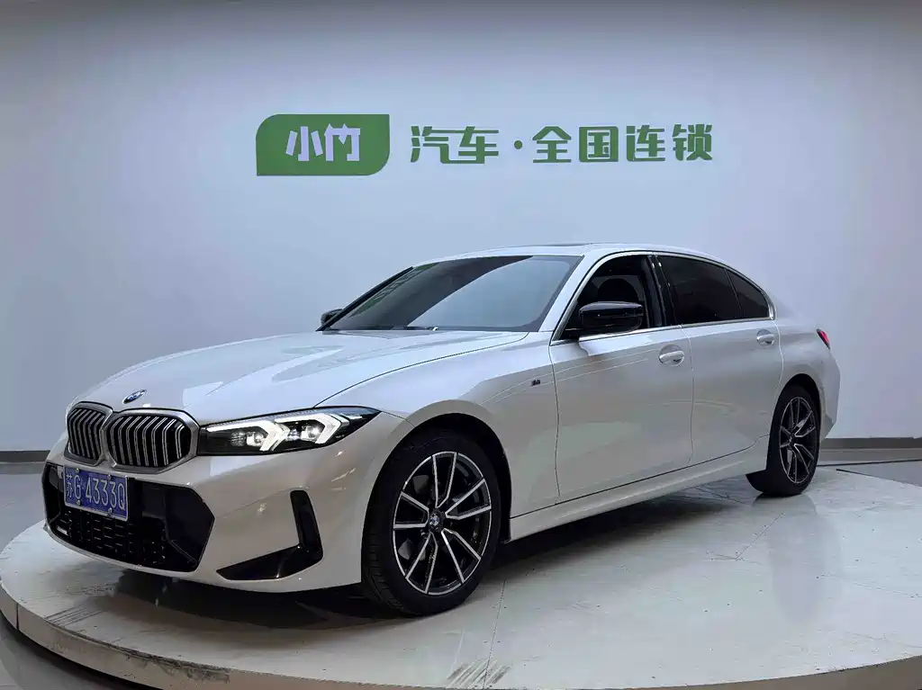 BMW 3 Series 2023 — фото 1
