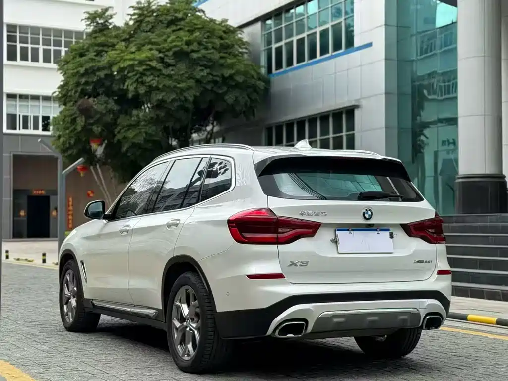 BMW X3 2019 — фото 10