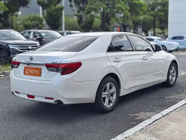 Toyota Reiz 2016