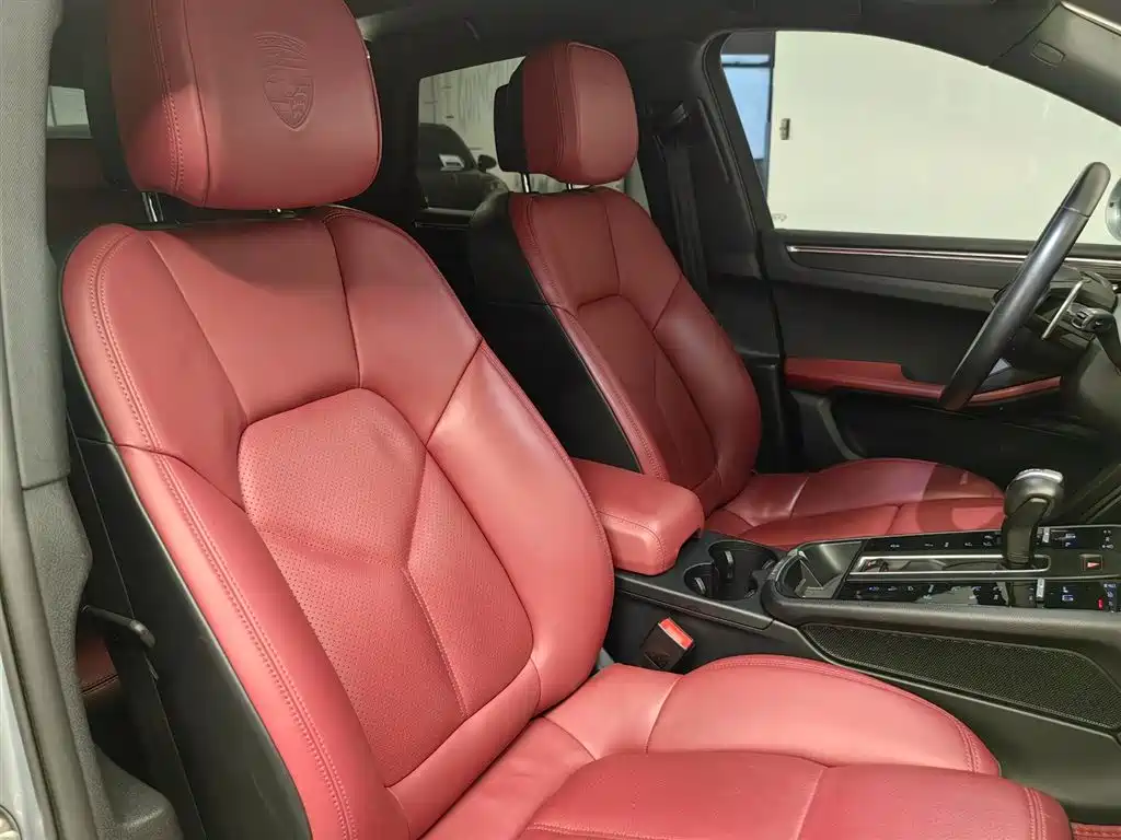 Porsche Macan 2023 — фото 11