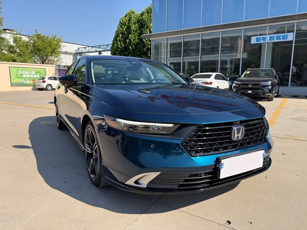 Honda Accord New Energy 2023 — фото 2