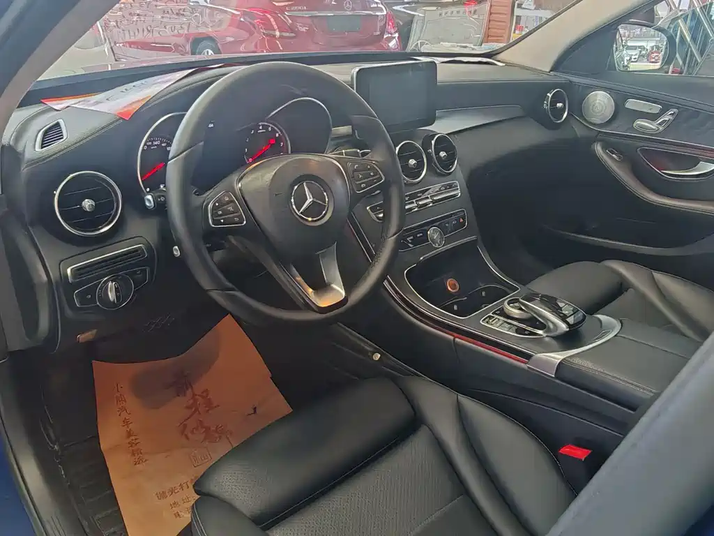 Mercedes-Benz C-Class 2018 — фото 11