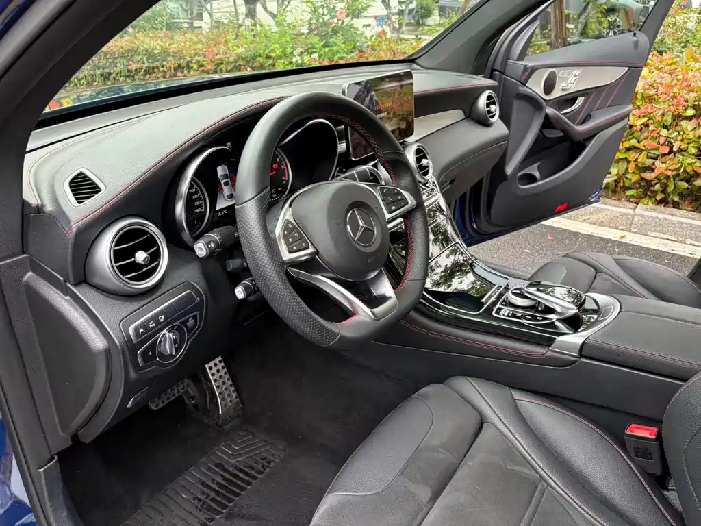 Mercedes-Benz GLC Coupe AMG 2019 — фото 8