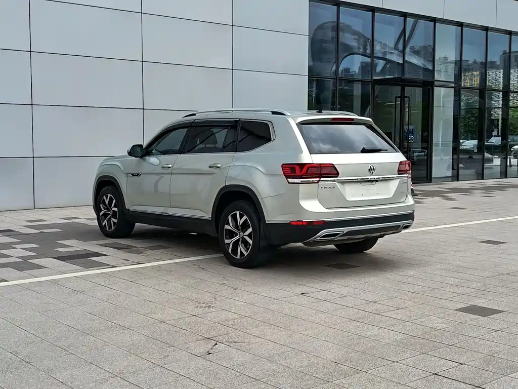 Volkswagen Teramont 2017 — фото 6