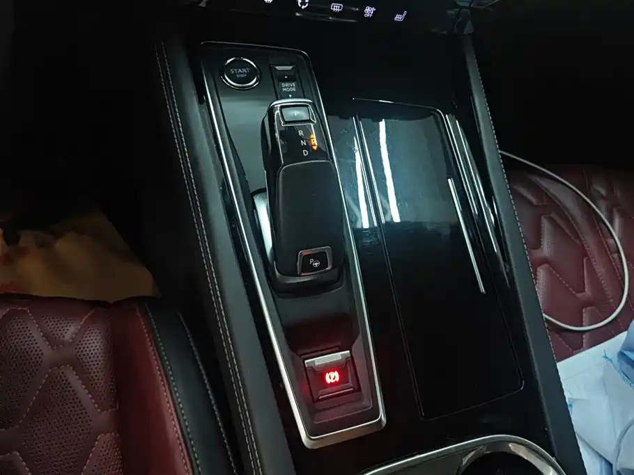 Peugeot 508 2019 — фото 16