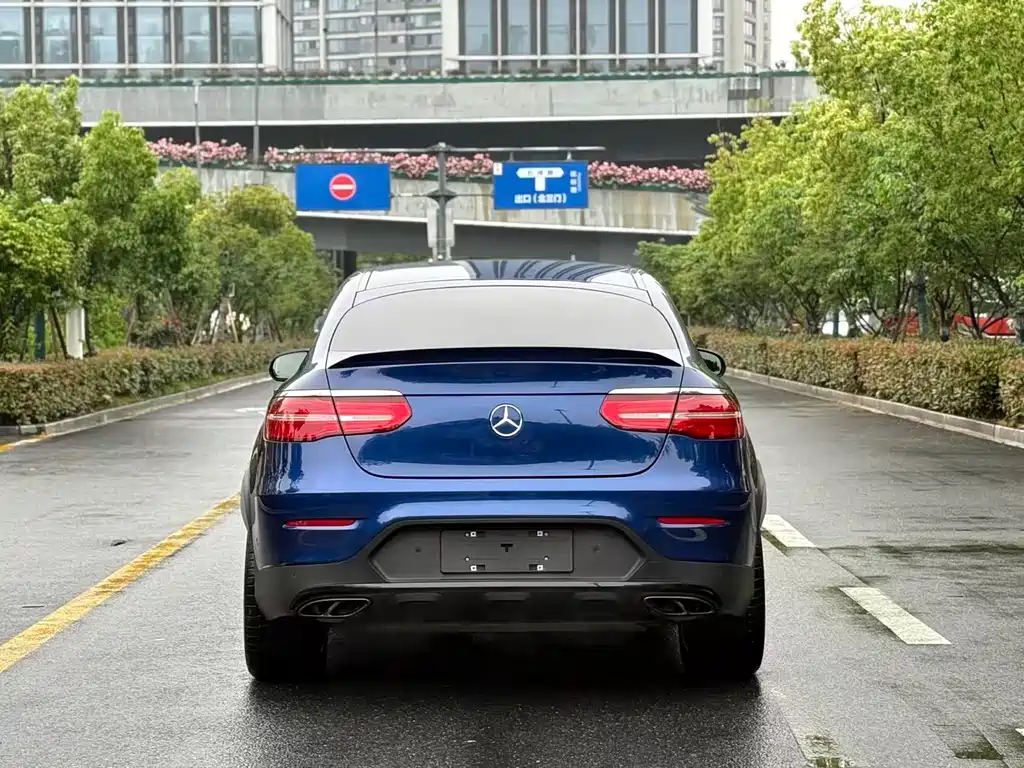 Mercedes-Benz GLC Coupe AMG 2019 — фото 6