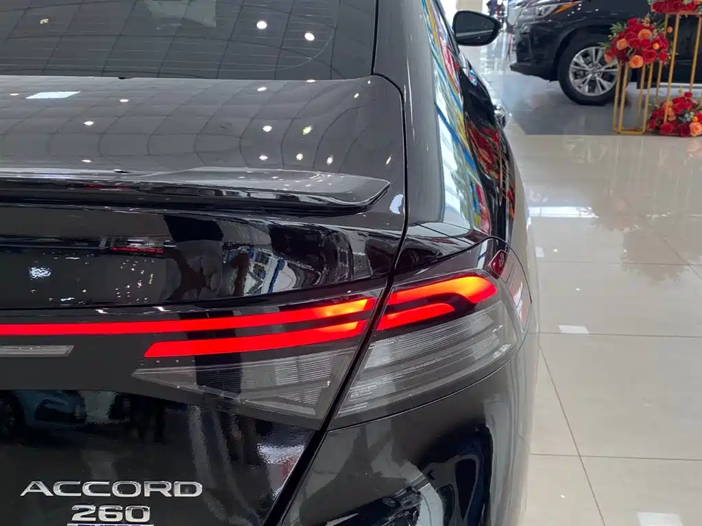 Honda Accord 2024 — фото 15