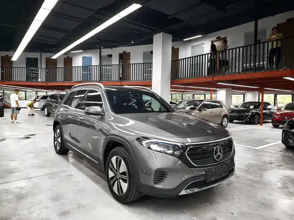 Mercedes-Benz EQB 2023