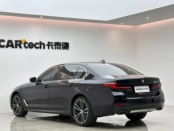 BMW 5 Series 2021