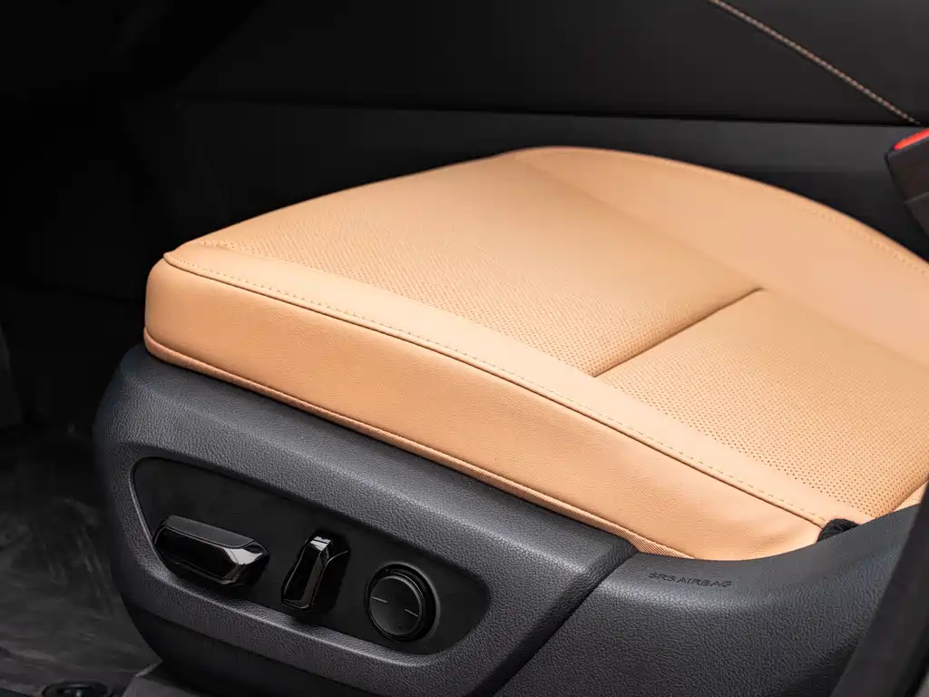 Lexus RX 2025 — фото 18