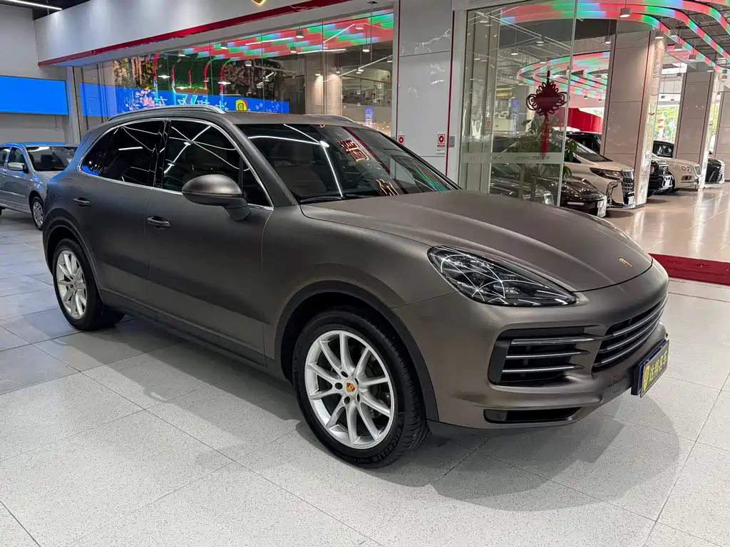 Porsche Cayenne 2019 — фото 4