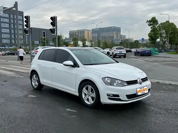 Volkswagen Golf 2014