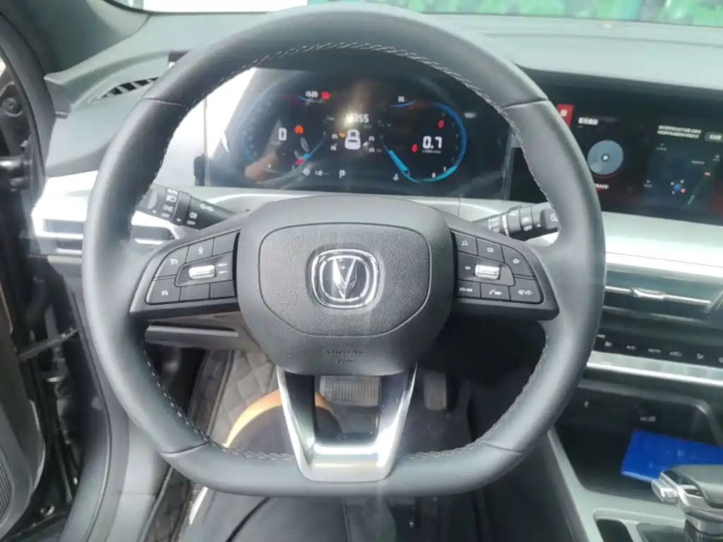 Changan CS35PLUS 2022 — фото 11