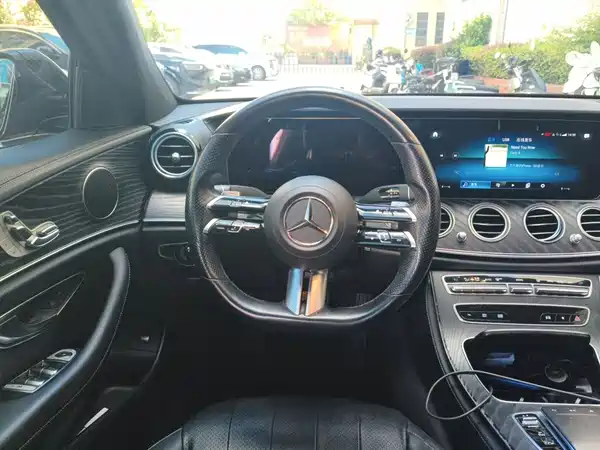 Mercedes-Benz E-Class 2021