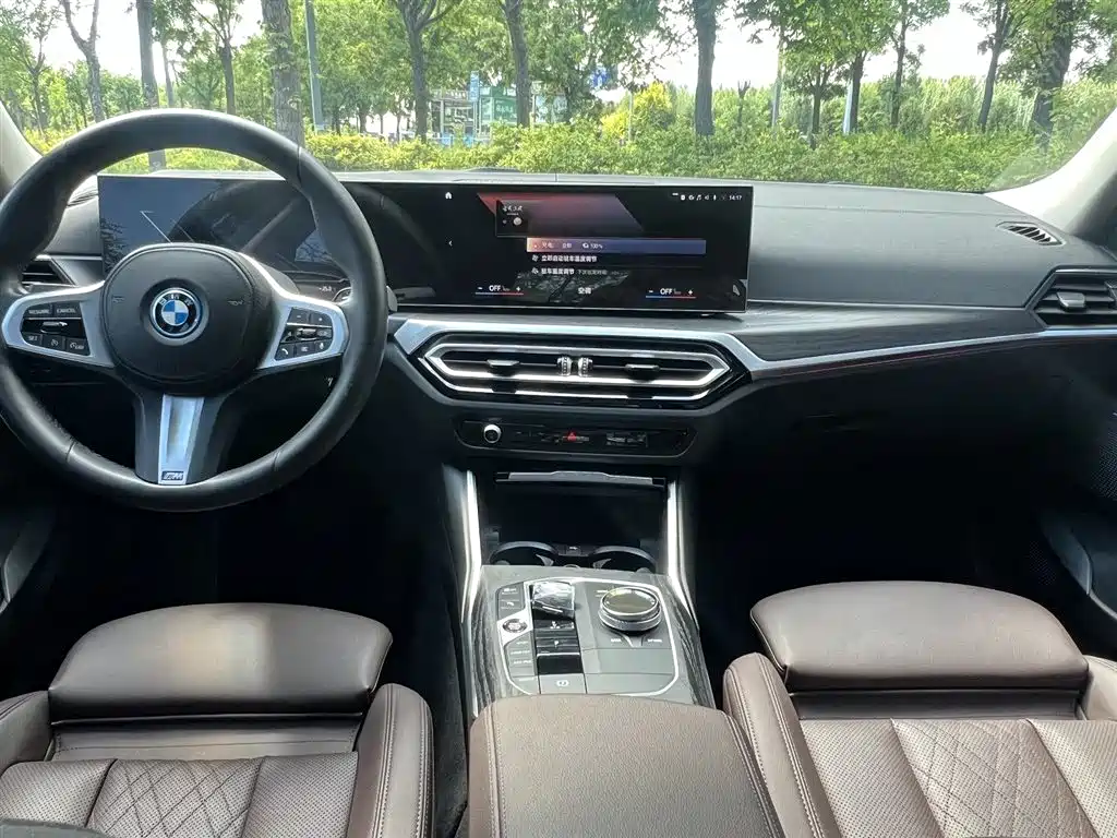 BMW i3 2023 — фото 7