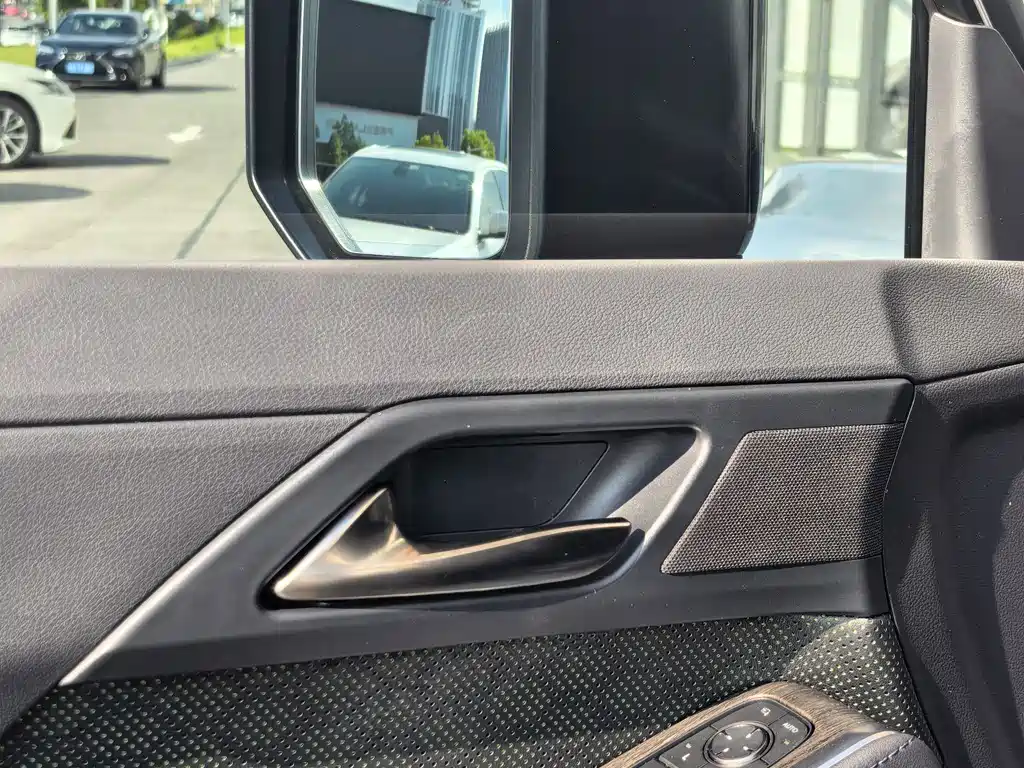 Lexus GX 2025 — фото 16