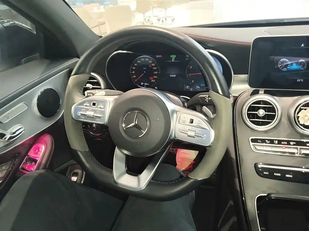 Mercedes-Benz C-Class 2022 — фото 11