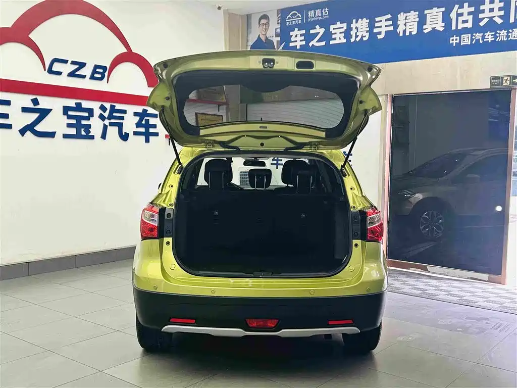 Suzuki S-Cross 2014 — фото 9