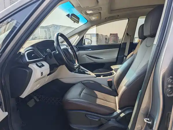 Buick GL6 2018