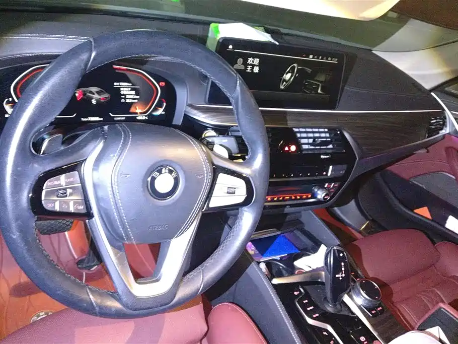 BMW 5 Series 2022 — фото 12